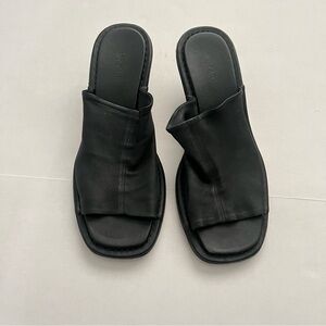 By Far FrankieCobalto leather heel sandals